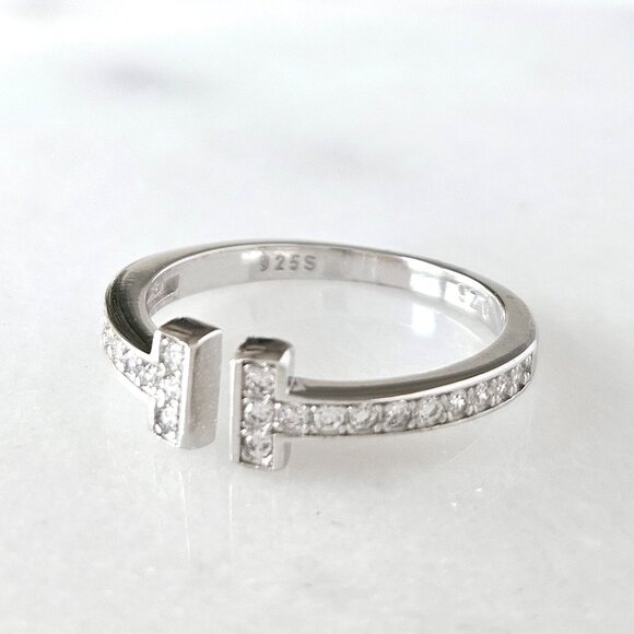 Tiffany 'T' inspired ring by Charmed Aroma, 925 Sterling Silver - Picture 3 of 5